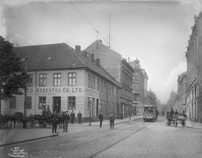 Tollbugata 4, også kalt Thomsegården (Eier: Oslo museum) Tollbugata 4, også kalt Thomsegården (Eier: Oslo museum)