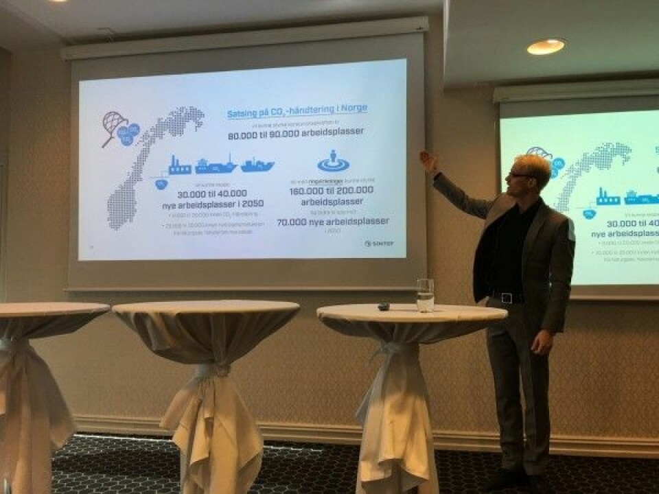 Sigmund Størseth fra SINTEF Energi presenterer CCS-rapporten (Foto: Hege Tunstad/NTNU Energi)