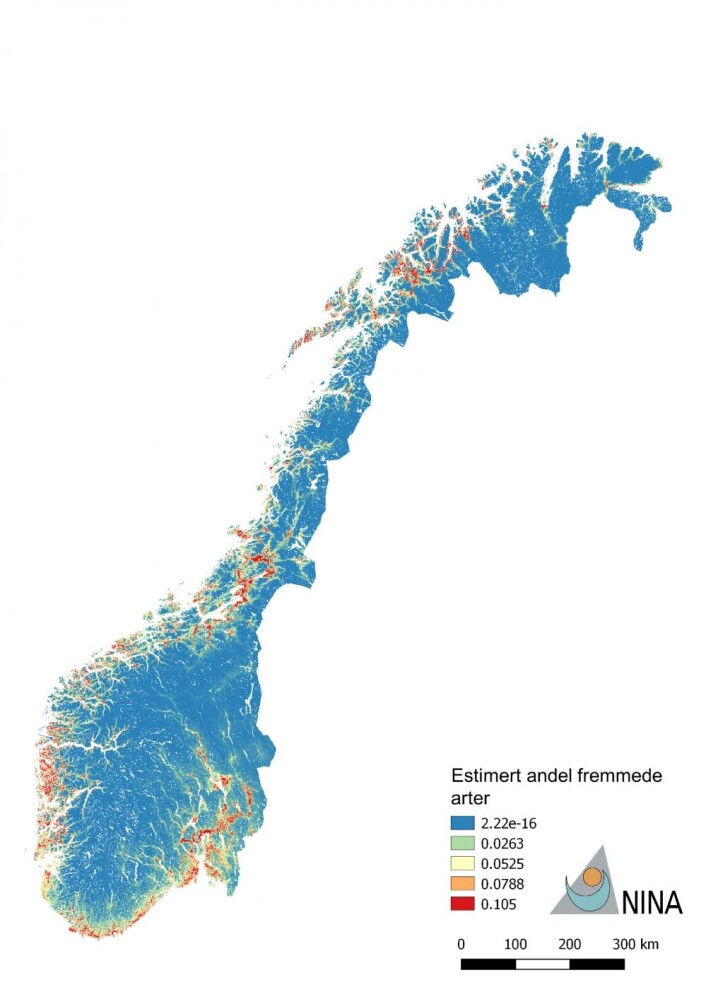 Kart som viser hvor i landet fremmede plantearter er vanligst. Områder markert med rødt har størst konsentrasjon av fremmede arter. Antall fremmede arter er angitt som andel av alle registrerte plantearter for å korrigere for ujevn registreringsinnsats. Kartet er hentet fra NINA-rapport 1393. Kart som viser hvor i landet fremmede plantearter er vanligst. Områder markert med rødt har størst konsentrasjon av fremmede arter. Antall fremmede arter er angitt som andel av alle registrerte plantearter for å korrigere for ujevn registreringsinnsats. Kartet er hentet fra NINA-rapport 1393.