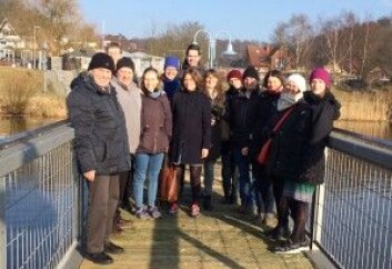 Deltakere på ICES wokshoppen Vulnerabilities and Risks to Culturally Significant Areas. Workshoppen ble arrangert av arbeidsgruppen for marin arealplanlegging og integrert kystsoneplanlegging (WGMPCZM) og avholdt på Centre for Materials and Coastal Research i Geesthacht, Tyskland. (Foto: NIKU) Deltakere på ICES wokshoppen Vulnerabilities and Risks to Culturally Significant Areas. Workshoppen ble arrangert av arbeidsgruppen for marin arealplanlegging og integrert kystsoneplanlegging (WGMPCZM) og avholdt på Centre for Materials and Coastal Research i Geesthacht, Tyskland. (Foto: NIKU)