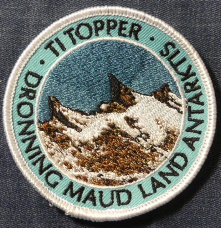 Ti topper i Dronning Maud Land. (Foto: Ane K. Engvik) Ti topper i Dronning Maud Land. (Foto: Ane K. Engvik)