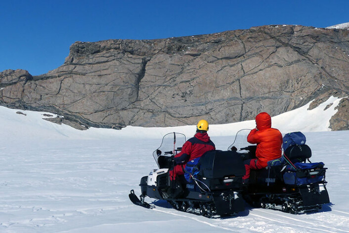 Snøskuter er et praktisk framkomstmiddel i Antarktis. (Foto: Ane K. Engvik) Snøskuter er et praktisk framkomstmiddel i Antarktis. (Foto: Ane K. Engvik)