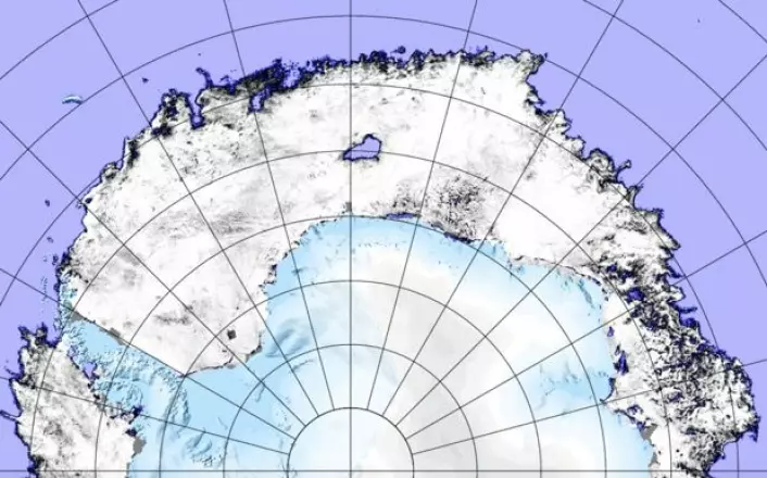 Helgens satellittbaserte sjøiskart fra Antarktis viser at smeltesesongen er i gang, og at det store hullet i isen fortsatt er der. (Bilde: JAXA-AMSR2/PolarView-Univ.Bremen)