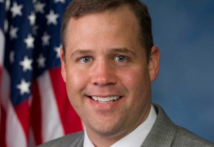 Jim Bridenstine har forkastet den vitenskapelige enigheten om globale klimaendringer. Han er nå favoritt til jobben som NASA-sjef. (Foto: United States Congress) Jim Bridenstine har forkastet den vitenskapelige enigheten om globale klimaendringer. Han er nå favoritt til jobben som NASA-sjef. (Foto: United States Congress)