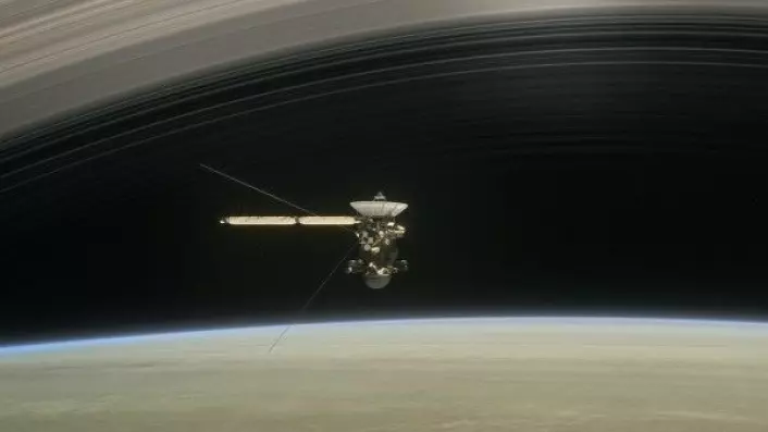 Cassini avslutter 13 års banebrytende forskning ved Saturn og dens store måner fredag 15. september 2017. NASA/JPL-Caltech