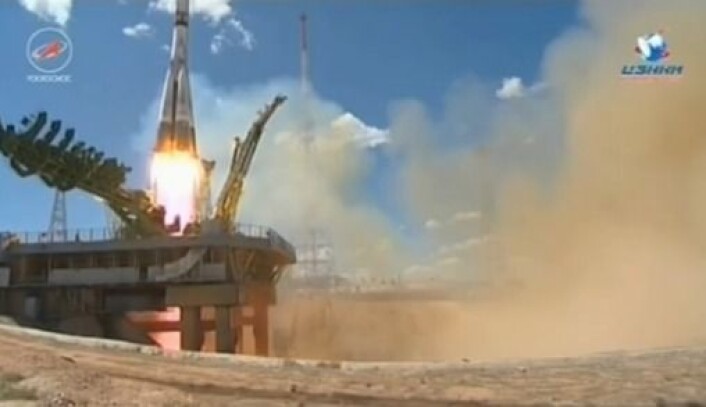 Yesss, der går'n! (Skjermdump fra Roscosmos live-sending) Yesss, der går'n! (Skjermdump fra Roscosmos live-sending)