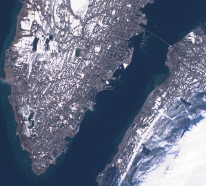 Litt mindre snø på bakken i Tromsø da Sentinel-2 tok dette bildet 13. mai. (Bilde: Copernicus Sentinel data 2017) Litt mindre snø på bakken i Tromsø da Sentinel-2 tok dette bildet 13. mai. (Bilde: Copernicus Sentinel data 2017)