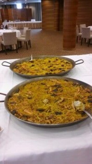 To gode grunnar til å ville reise til Valencia, heimbyen til paellaen. (Foto: Sølve Selstø) To gode grunnar til å ville reise til Valencia, heimbyen til paellaen. (Foto: Sølve Selstø)