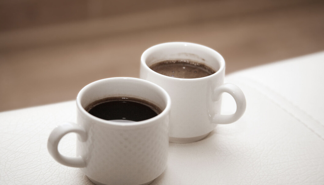 Amerikanske forskere har prøvd å finne ut hvordan en kopp kaffe påvirker vår opplevelse av møter og gruppediskusjoner. (Foto: Aless / Shutterstock / NTB scanpix) Amerikanske forskere har prøvd å finne ut hvordan en kopp kaffe påvirker vår opplevelse av møter og gruppediskusjoner. (Foto: Aless / Shutterstock / NTB scanpix)