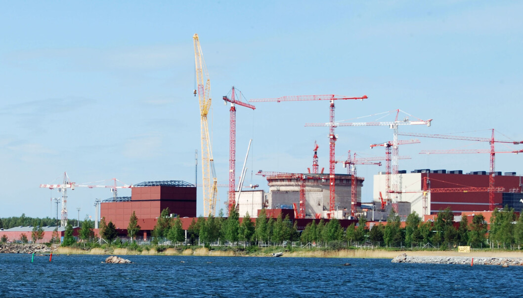 Olkiluoto kjernekraftverk produserer elektrisk kraft og ligger sørvest i Finland. (Foto: kallerna / Wikimedia Commons) Olkiluoto kjernekraftverk produserer elektrisk kraft og ligger sørvest i Finland. (Foto: kallerna / Wikimedia Commons)