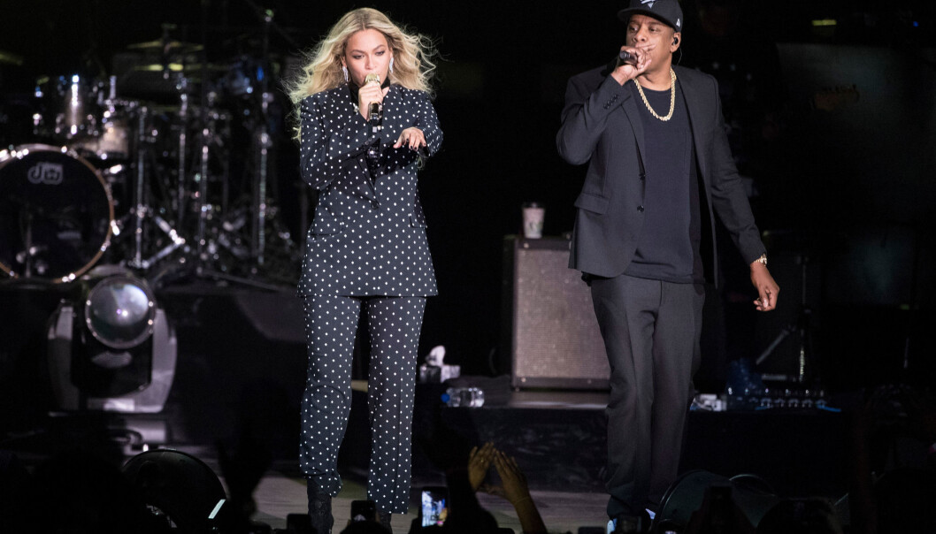 Beyoncé og ektemannen Jay Z. Sistnevnte eier strømmeselskapet Tidal og kona er medeier. (Foto: Matt Rourke, AP, NTB scanpix) Beyoncé og ektemannen Jay Z. Sistnevnte eier strømmeselskapet Tidal og kona er medeier. (Foto: Matt Rourke, AP, NTB scanpix)