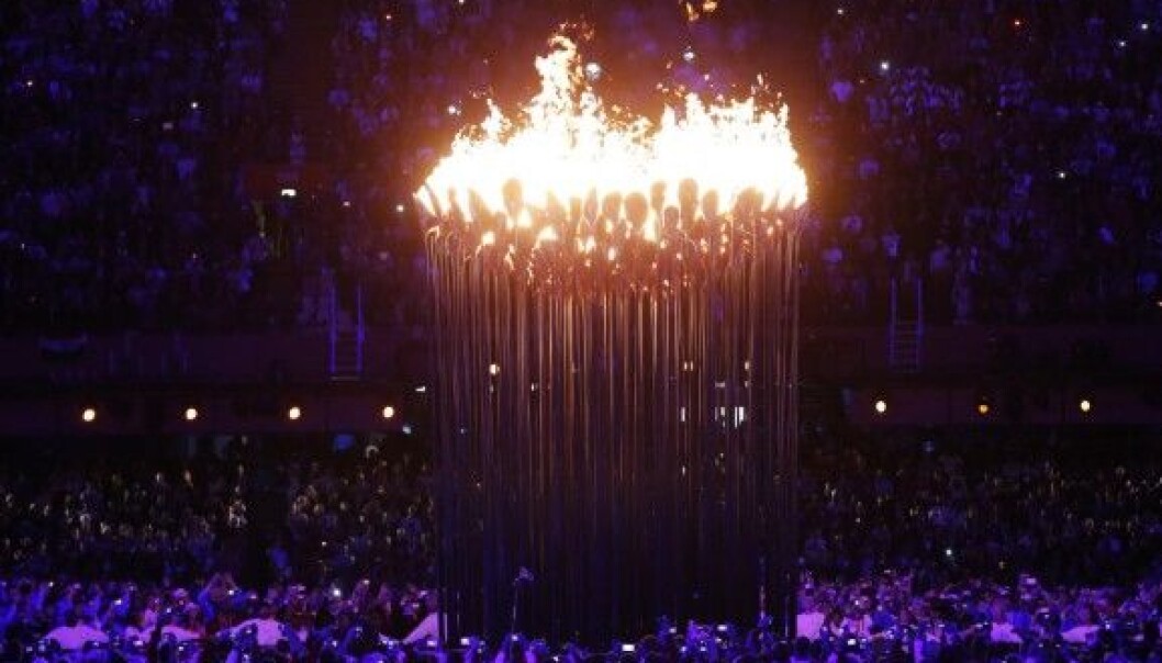 Den olympiske ilden tennes i London 2012. Men antakelig har det ikke vært noen økonomisk gevinst for den britiske hovedstaden. (Foto: The Tennis Times Public domain via Wikimedia Commons) Den olympiske ilden tennes i London 2012. Men antakelig har det ikke vært noen økonomisk gevinst for den britiske hovedstaden. (Foto: The Tennis Times Public domain via Wikimedia Commons)