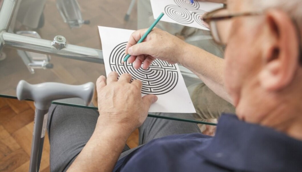 Det er mulig at demenssykdommen Alzheimer forårsakes av immunforsvarets reaksjon på virus, ifølge ny forskning. (Illustrasjonsfoto: Dan Kosmayer / Shutterstock / NTB scanpix) Det er mulig at demenssykdommen Alzheimer forårsakes av immunforsvarets reaksjon på virus, ifølge ny forskning. (Illustrasjonsfoto: Dan Kosmayer / Shutterstock / NTB scanpix)