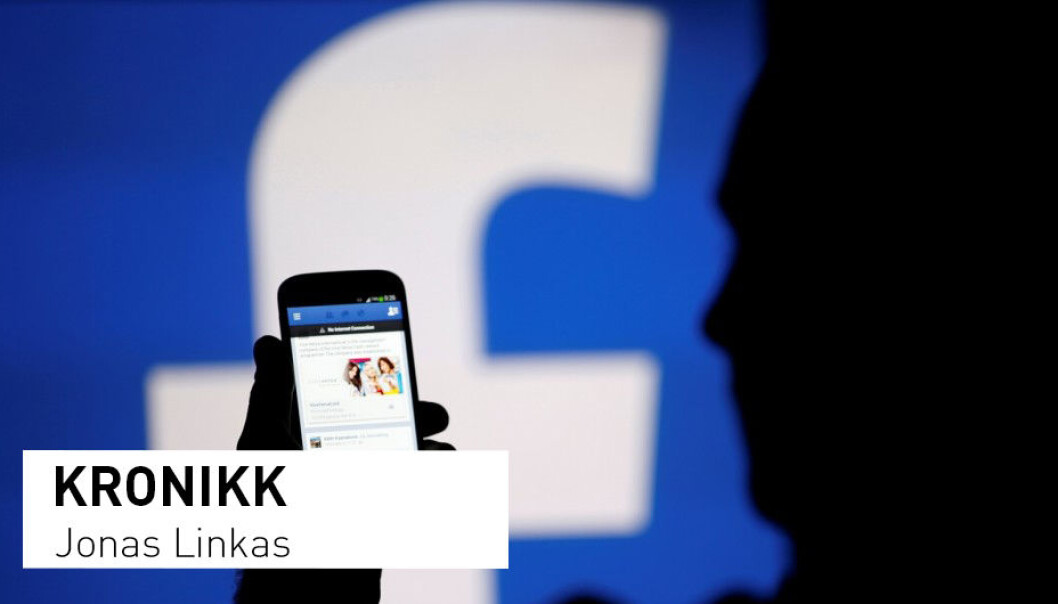 - Ved å studere hva folk skriver i Facebook-poster, og annen aktivitet der, har forskere klart å forutsi hvem som er i fare for selvmordsforsøk, skriver kronikkforfatteren. (Illustrasjonsfoto: Dado Ruvic / Reuters / NTB scanpix) - Ved å studere hva folk skriver i Facebook-poster, og annen aktivitet der, har forskere klart å forutsi hvem som er i fare for selvmordsforsøk, skriver kronikkforfatteren. (Illustrasjonsfoto: Dado Ruvic / Reuters / NTB scanpix)