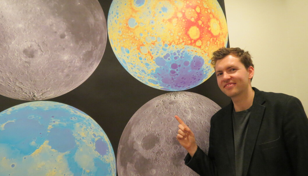 – Vi kaller ofte kratere for universets fossiler, sier Nils Charles Prieur. Han har studert Månens historie. (Foto: Ida Arff Tarjem) – Vi kaller ofte kratere for universets fossiler, sier Nils Charles Prieur. Han har studert Månens historie. (Foto: Ida Arff Tarjem)