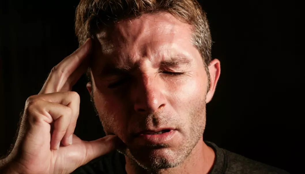 Migrene er en kronisk kompleks nevrologisk sykdom, kjent for en dunkende anfallshodepine. Angrepet varer fra noen timer til flere dager. (Foto: Shutterstock / NTB Scanpix)