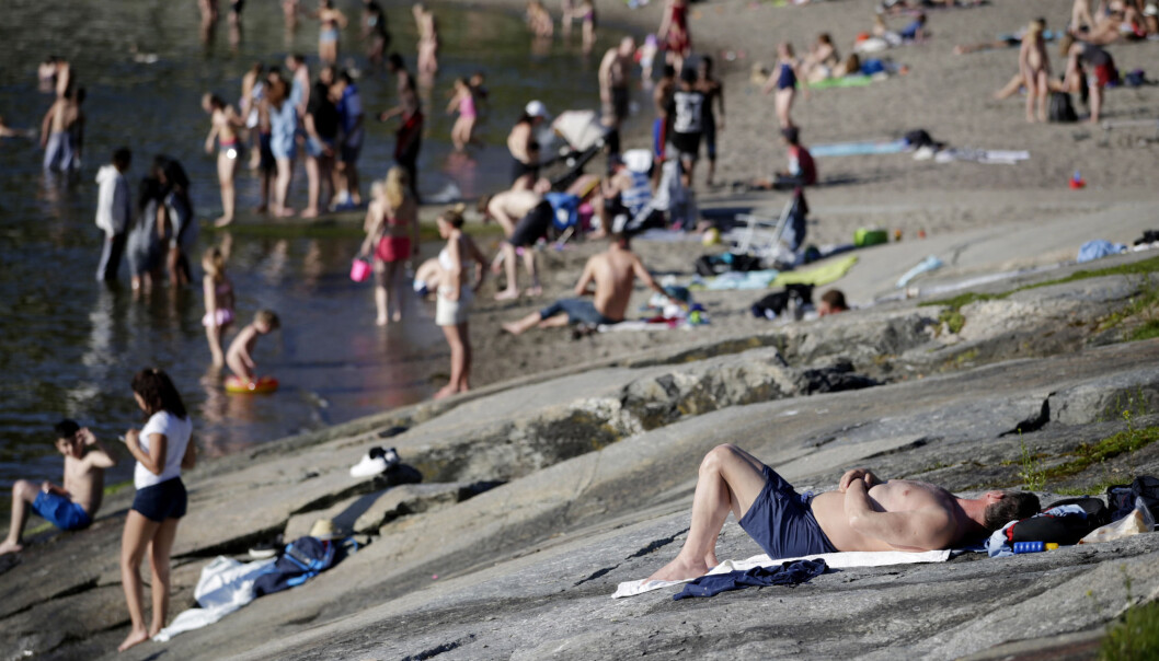 Ofte blir det trangt om plassen på badestedene langs kysten vår, særlig i byene. (Foto: Håkon Mosvold Larsen / NTB scanpix) Ofte blir det trangt om plassen på badestedene langs kysten vår, særlig i byene. (Foto: Håkon Mosvold Larsen / NTB scanpix)