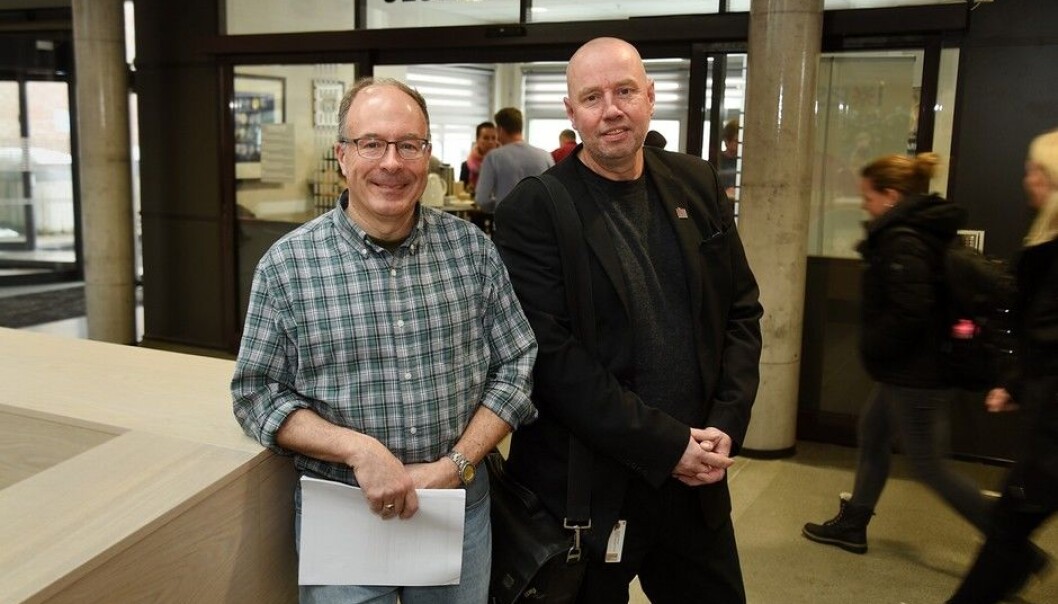 Førstelektor Jan Erik Mustad (t.h) og professor Sean Taylor fra Minnesota State University, Moorhead, koordinerer det nye tilbudet til lærerstudentene ved UiA. (Foto: Jan Arve Olsen) Førstelektor Jan Erik Mustad (t.h) og professor Sean Taylor fra Minnesota State University, Moorhead, koordinerer det nye tilbudet til lærerstudentene ved UiA. (Foto: Jan Arve Olsen)
