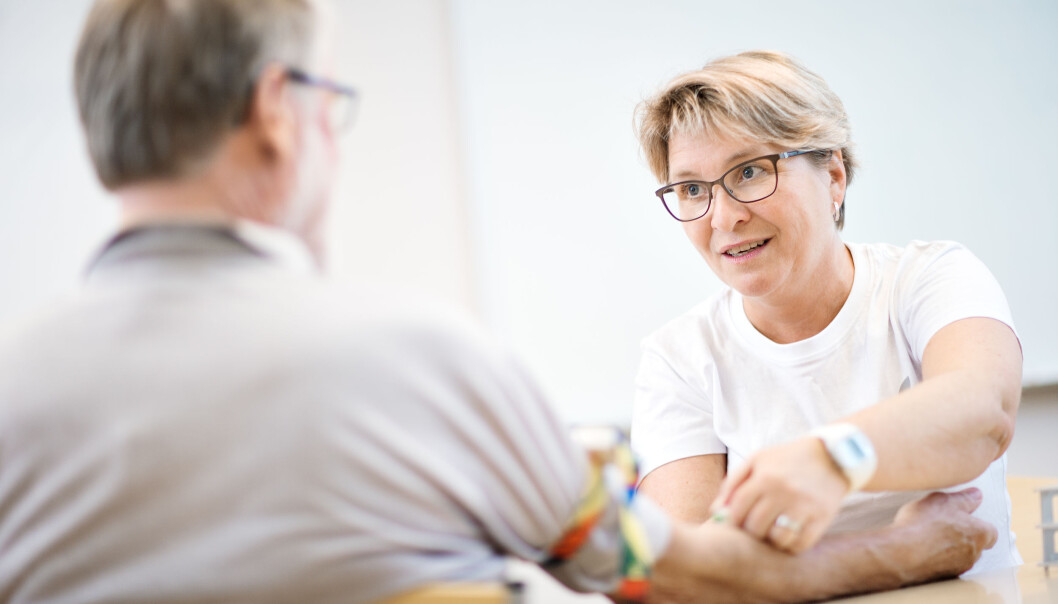 I nasjonale registre samles det inn store mengder data om befolkningen stort sett uten å innhente samtykke. I biobanker som Helseundersøkelsen i Nord-Trøndelag, HUNT, er samtykke en forutsetning for innsamlingen. (Foto: HUNT) I nasjonale registre samles det inn store mengder data om befolkningen stort sett uten å innhente samtykke. I biobanker som Helseundersøkelsen i Nord-Trøndelag, HUNT, er samtykke en forutsetning for innsamlingen. (Foto: HUNT)
