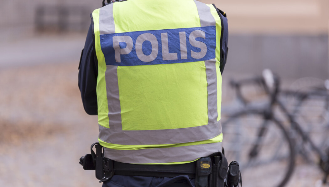 Både i svensk og norsk politi er det en del som lar være å melde fra om kritikkverdige forhold på jobben. (Illustrasjonsfoto: Emmoth, Shutterstock, NTB scanpix) Både i svensk og norsk politi er det en del som lar være å melde fra om kritikkverdige forhold på jobben. (Illustrasjonsfoto: Emmoth, Shutterstock, NTB scanpix)