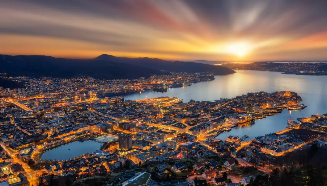 Forskere har sett på hvordan det går med miljøet i fjordene på Vestlandet. Her ser du Byfjorden, som går helt inn til sentrum av Bergen. (Foto: Shutterstock / NTB scanpix)