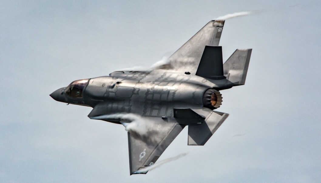 USA har solgt våpen og militært utstyr til 98 land de siste fem årene, og øker stadig markedsandelen sin. (Foto: sam-whitfield1, Shutterstock, NTB scanpix) USA har solgt våpen og militært utstyr til 98 land de siste fem årene, og øker stadig markedsandelen sin. (Foto: sam-whitfield1, Shutterstock, NTB scanpix)