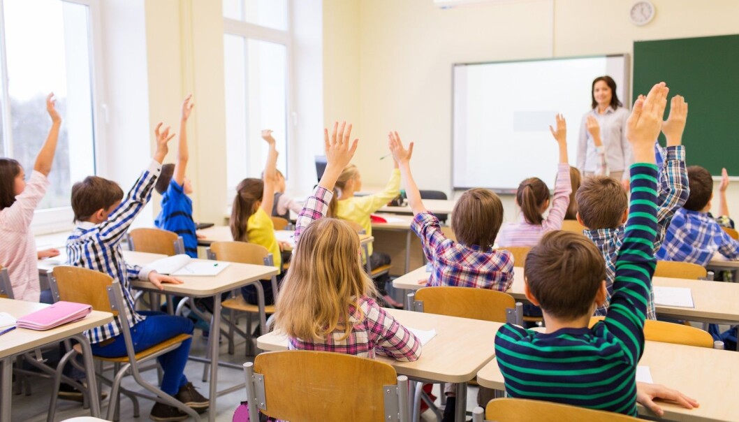 Forskning viser at gutter ikke får bedre skoleresultater når de har mannlige lærere og at elevene var mer fornøyd med læringsmiljøet når de hadde en kvinnelig lærer. (Foto: Syda Productions, Shutterstock, NTB scanpix) Forskning viser at gutter ikke får bedre skoleresultater når de har mannlige lærere og at elevene var mer fornøyd med læringsmiljøet når de hadde en kvinnelig lærer. (Foto: Syda Productions, Shutterstock, NTB scanpix)
