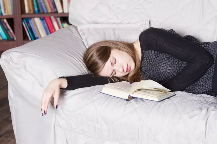 Briter sover en time lenger enn singaporere hverdager. (Foto: Microstock)