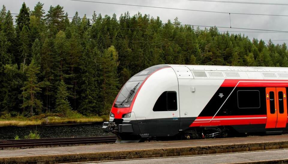 Antallet reisende med tog og sporvogn øker sterkt. Bare i 2016 var økningen på 5 prosent. Mest øker reisingen med tog rundt Oslo.  (Foto: Christian Niclas Nordmark/NSB)