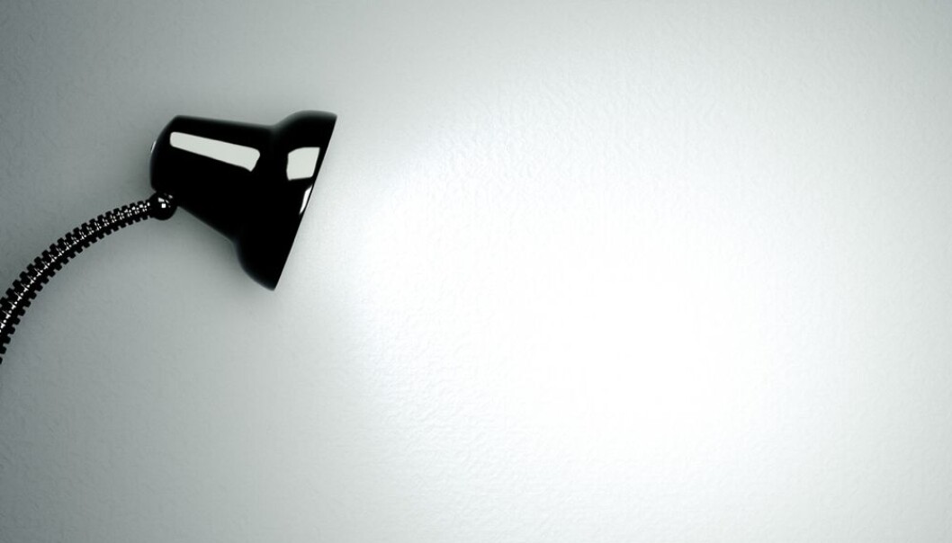 Blir du dummere om du må oppholde deg i dårlig belyste rom eller kontorer? En ny amerikansk studie setter søkelys på noe alle opplever. (Foto: Sky Motion / Shutterstock / NTB scanpix) Blir du dummere om du må oppholde deg i dårlig belyste rom eller kontorer? En ny amerikansk studie setter søkelys på noe alle opplever. (Foto: Sky Motion / Shutterstock / NTB scanpix)