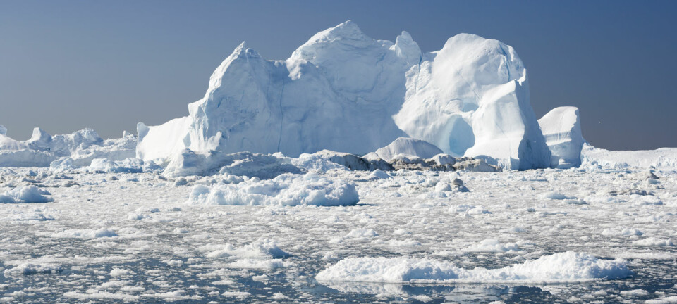 Mye av plasten i Arktis kommer fra andre steder på kloden med havstrømmer og vindstrømmer. Forsker mener det er urovekkende hvor mye mye plast det er i Arktis. (Foto: Shutterstock / NTB Scanpix)