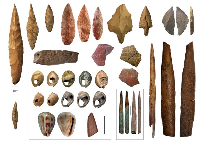 Gjenstander fra både det nordlige og det sørlige Afrika. (Illustrasjon: Eleanor Scerri/Francesco d'Errico/Christopher Henshilwood) Gjenstander fra både det nordlige og det sørlige Afrika. (Illustrasjon: Eleanor Scerri/Francesco d'Errico/Christopher Henshilwood)