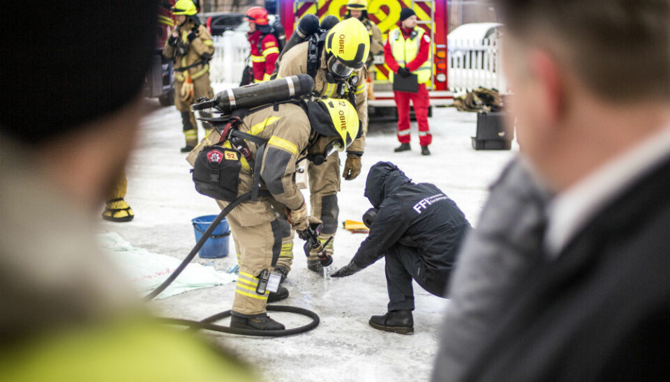 Verktøyet fra et av prosjektene skal kunne brukes av en rekke beredskapsaktører, for eksempel Oslo brann- og redningsetat, for å finne farlige kjemiske stoffer. Bildet er fra en demonstrasjon ved Sagene brannstasjon nylig. (Foto: Lars Magne Hovtun, Oslo brann- og redningsetat)