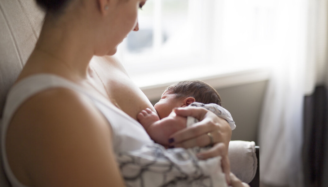 Amming er koblet til lavere risiko for diabetes 2. Men forskerne vet enda ikke hva som er årsaken til sammenhengen. (Foto: Lopolo / Shutterstock / NTB scanpix) Amming er koblet til lavere risiko for diabetes 2. Men forskerne vet enda ikke hva som er årsaken til sammenhengen. (Foto: Lopolo / Shutterstock / NTB scanpix)