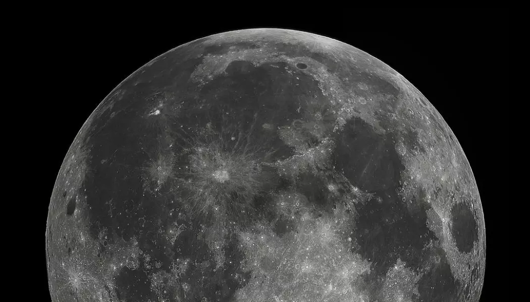 Månen i all sin prakt. (Bilde: Gregory H. Revera/CC BY-SA 3.0)