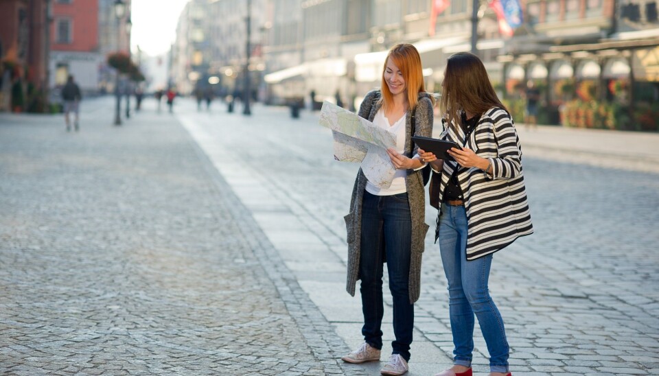 Noen av oss er såkalte polyglotter, som kan lære oss deler av et språk fort før vi drar på ferie. Men for resten av oss er det nok ikke så lett. (Illustrasjonsfoto: unguryanu, Shutterstock, NTB scanpix)