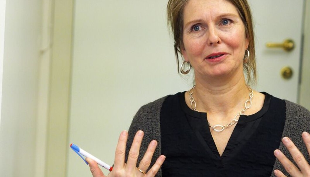 – Å varsle er forbundet med risiko og vi vet at rundt to av ti varslere blir møtt med ganske tøffe sanksjoner, sier varslerforsker Sissel Trygstad. (Foto: Ola Sæther) – Å varsle er forbundet med risiko og vi vet at rundt to av ti varslere blir møtt med ganske tøffe sanksjoner, sier varslerforsker Sissel Trygstad. (Foto: Ola Sæther)