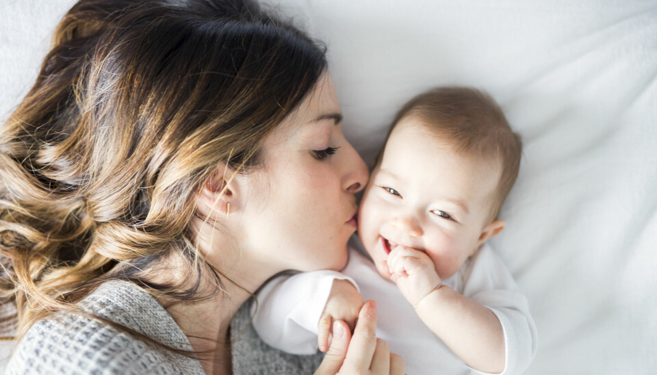 Har du fått baby på hjernen? Forskning tyder på at hjernen endrer seg når vi blir foreldre. (Foto: Lopolos / Shutterstock / NTB scanpix)
