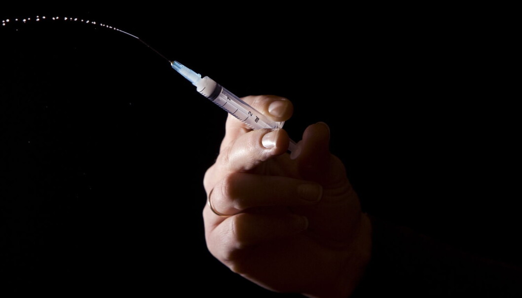 Folkehelseinstituttet anbefaler å ta MMR-vaksinen for å være på den sikre siden, om man er usikker på om man har tatt den eller om man har hatt meslinger. (Foto: Bjørn Sigurdsøn, NTB scanpix) Folkehelseinstituttet anbefaler å ta MMR-vaksinen for å være på den sikre siden, om man er usikker på om man har tatt den eller om man har hatt meslinger. (Foto: Bjørn Sigurdsøn, NTB scanpix)