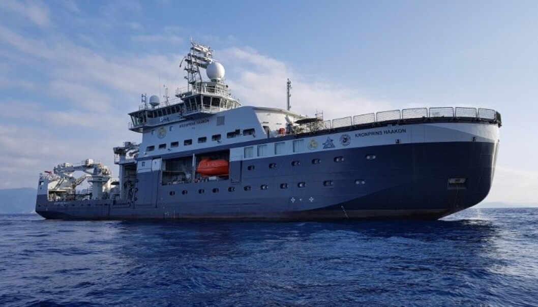 Kronprins Haakon ble døpt i hjemmehavna Tromsø i november i fjor. (Foto: Havforskningsinstituttet) Kronprins Haakon ble døpt i hjemmehavna Tromsø i november i fjor. (Foto: Havforskningsinstituttet)