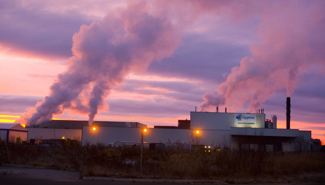 De samlede klimagassutslippene fra norsk territorium gikk ned med 1,9 prosent i fjor. (Illustrasjonsfoto: Heiko Junge / NTB scanpix) De samlede klimagassutslippene fra norsk territorium gikk ned med 1,9 prosent i fjor. (Illustrasjonsfoto: Heiko Junge / NTB scanpix)
