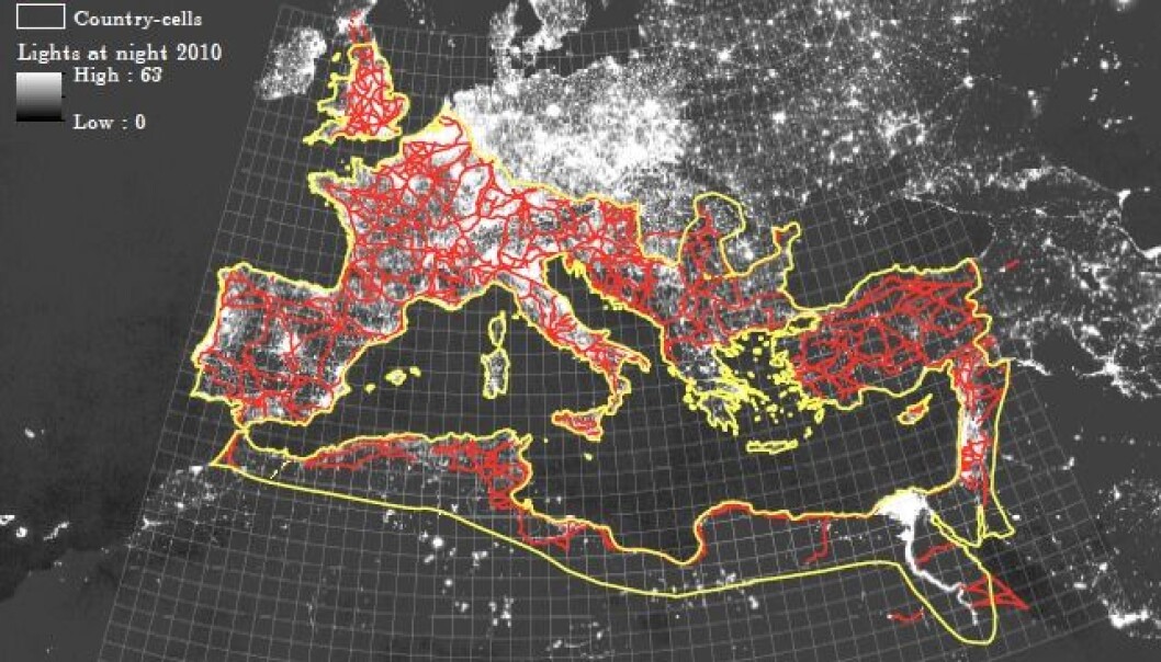 Satellittbilde av lys om natten. De gule linjene markerer grensen til Romerriket. De røde linjene er romernes veinett. (Foto: Carl-Johan Dalgaard) Satellittbilde av lys om natten. De gule linjene markerer grensen til Romerriket. De røde linjene er romernes veinett. (Foto: Carl-Johan Dalgaard)