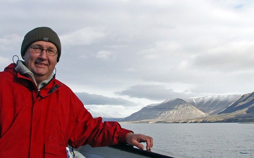 Det første året etter sin exit som direktør, skal Morten Smelror ferdigstille prosjekt i Arktis og Barentshavet. Her er han på Svalbard. (Foto: Berit Løkken) Det første året etter sin exit som direktør, skal Morten Smelror ferdigstille prosjekt i Arktis og Barentshavet. Her er han på Svalbard. (Foto: Berit Løkken)