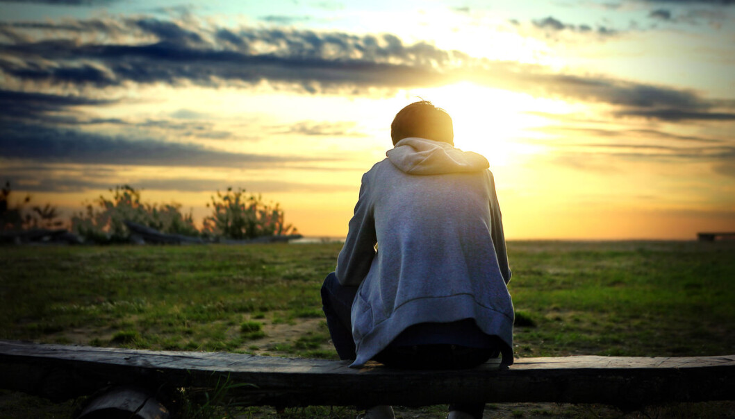 Forskerne har sett på 185.000 mennesker som var i behandling for selvmordsforsøk og selvskading i Sverige mellom år 1971 og 2010. (Illustrasjonsfoto: Shutterstock / NTB scanpix) Forskerne har sett på 185.000 mennesker som var i behandling for selvmordsforsøk og selvskading i Sverige mellom år 1971 og 2010. (Illustrasjonsfoto: Shutterstock / NTB scanpix)