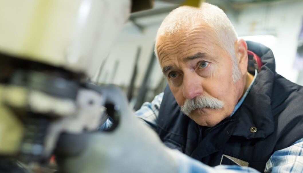 Når eldre arbeidstakere nå kan få pensjon fra de er 62 år, er det blitt lettere for bedrifter å ansette dem. (Foto: ALPA PROD / Shutterstock / NTB scanpix) Når eldre arbeidstakere nå kan få pensjon fra de er 62 år, er det blitt lettere for bedrifter å ansette dem. (Foto: ALPA PROD / Shutterstock / NTB scanpix)