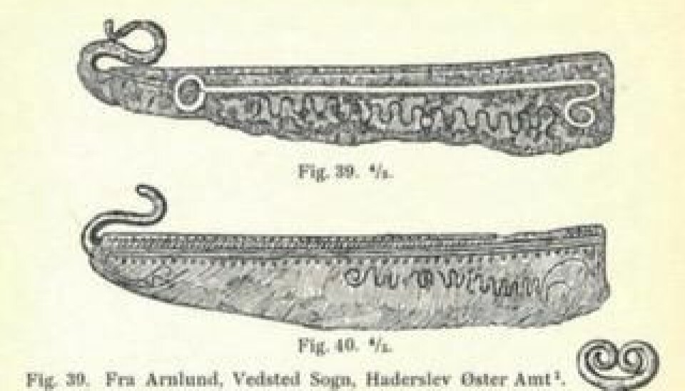 Arkeologene har antatt at båndene på to kniver fra midt i bronsealderen, var av jern. Ny studie avliver den antakelsen. (Foto: Lyngstrøm & Jouttijärvi, Danish Journal of Archaeology)