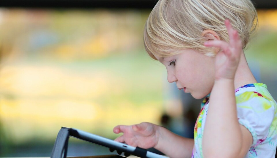 Er du bekymret for om barnet ditt spiller for mye dataspill? Sjekkliste over faresignaler kan gi bedre svar enn tidsbruk.  (Illustrasjonsfoto: CroMary, Shutterstock, NTB scanpix)