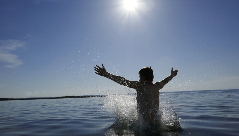 Larkollen i Østfold var et av mange steder med fine badetemperaturer allerede i mai i år. I Etne i Hordaland ble det i slutten av måneden målt 32,7 grader – den høyeste temperaturen registrert i Norge i mai noen gang. (Foto: Erik Johansen / NTB scanpix)