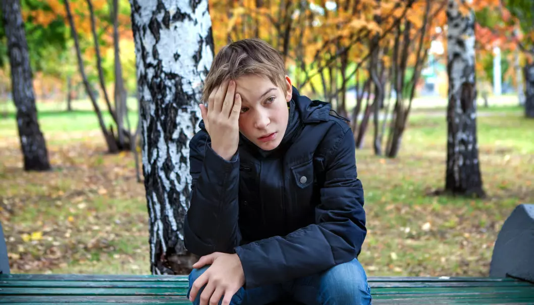Ungdom som sliter med engstelse og bekymringer, trenger hjelp slik at ikke problemene vokser dem over hodet. Å tilby angstmestringskurs gjennom skolehelsetjenesten kan være et effektivt lavterskeltiltak. (Foto: Shutterstock / NTB Scanpix)