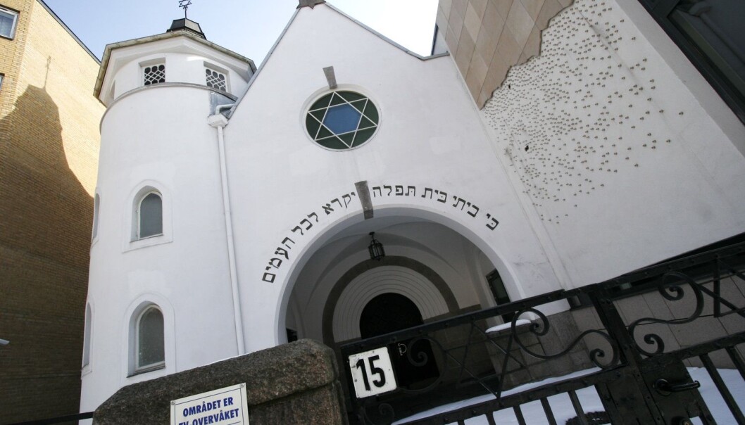 70 prosent av jødene som er spurt i undersøkelsen svarer at de opplever at jødehatet er blitt verre de siste årene. Her er synagogen i Oslo. (Foto: Jarl Fr. Erichsen, NTB scanpix) 70 prosent av jødene som er spurt i undersøkelsen svarer at de opplever at jødehatet er blitt verre de siste årene. Her er synagogen i Oslo. (Foto: Jarl Fr. Erichsen, NTB scanpix)